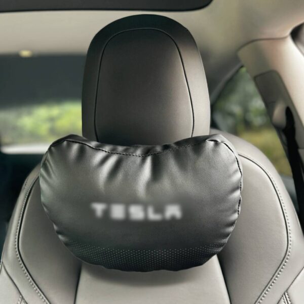 Tesla nyakpárna szemből